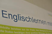 Das Institut für Englische Philologie widmet sich auch der Vermittlung der englischen Sprache.