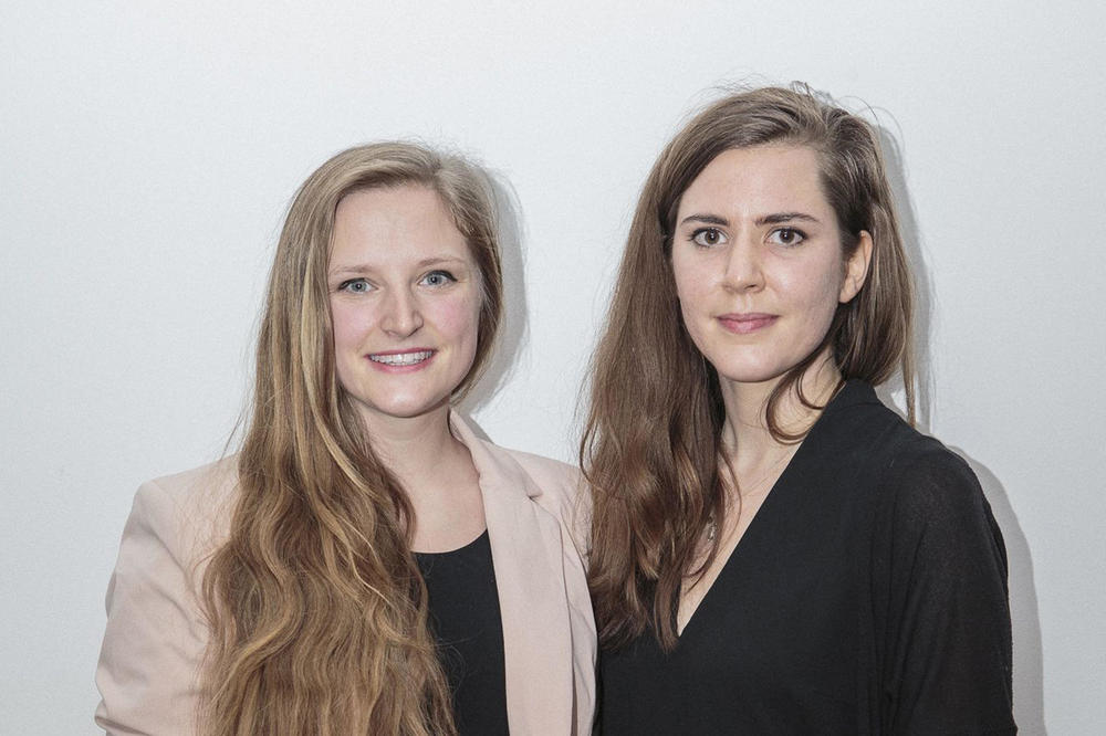 Laura Büchler (links) und Isabella Hillmer, Gründerinnen der GHOST - feel it. GmbH