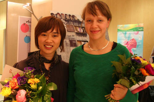 Siegerin Charlotte Schumann (rechts) und Zweitplatzierte Jocelyn Xin Ling Ng