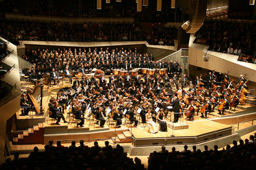 Der große Saal der Berliner Philharmonie, wo am 29. Juni, der Chor und das  Sinfonieorchester des Collegium Musicum um 20 Uhr auftreten