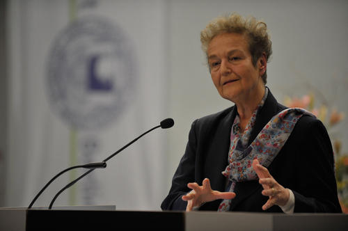 Prof. Dr. Herta Däubler-Gmelin, frühere Bundesjustizministerin, hielt die Laudatio.