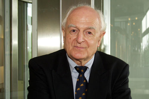 Prof. Dr. Hans-Ulrich Wehler prägte durch seine Forschung die Geschichtswissenschaft der Bundesrepublik Deutschland. 1970 lehrte er am John-F.-Kennedy-Institut der Freie Universität Berlin.