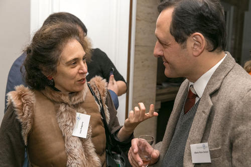Argentinische Begegnung: Dr. Irina Podgorny ist Wissenschaftshistorikerin, Alberto Mario Damiani Philosophie-Professor. Beide sind Alexander-von-Humboldt-Gastwissenschaftler an der Freien Universität.