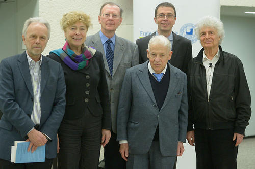 (v.l.n.r.) Winfried Fluck, Gesine Schwan, Günter Baron, Klaus Heinrich (vorne), Paul Nolte und Wolfgang Unterzaucher