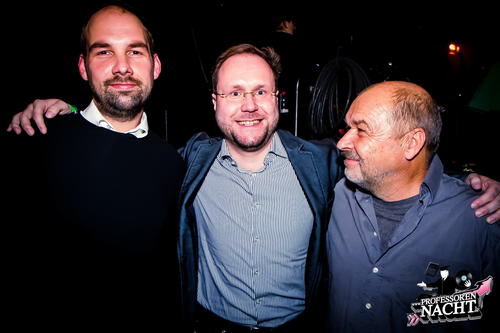 DJs für eine Nacht: Daniel Rüscher (Mitte) und Ulrich Rendtel (re.) von der Freien Universität Berlin mit ihrem Kollegen Michael Haase von der Technischen Universität Berlin.
