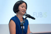 Die Geschäftsführerin der ERG Universitätsservice GmbH, Dchi-Young Yoon, ist seit 2007 Teil des FUBiS-Teams.