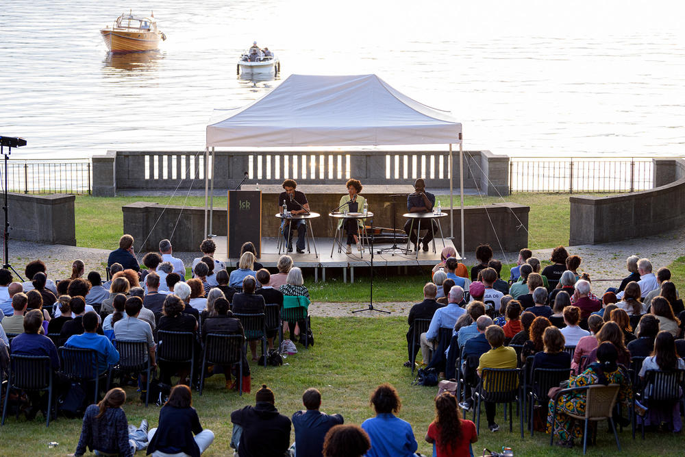 Open-Air-Lesung am Großen Wannsee