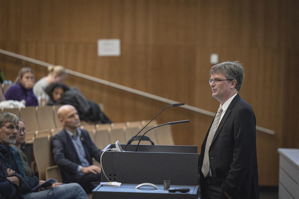 Prof. Dr. Mathias Christmann hielt die Laudatio für Benjamin List.