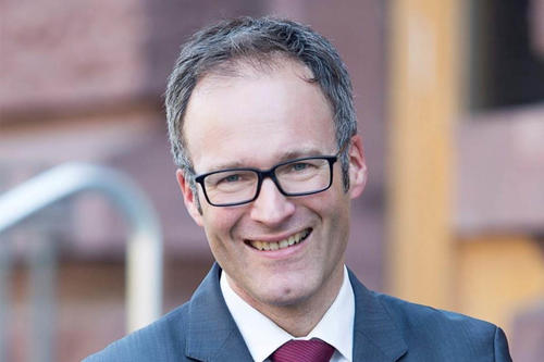 Andreas Engert ist Professor für Gesellschafts- und Kapitalmarktrecht.