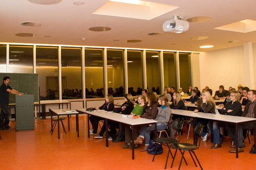 Die Veranstaltungsreihe „Uni im Gespräch“ der Zentraleinrichtung Studienberatung und Psychologische Beratung der Freien Universität Berlin