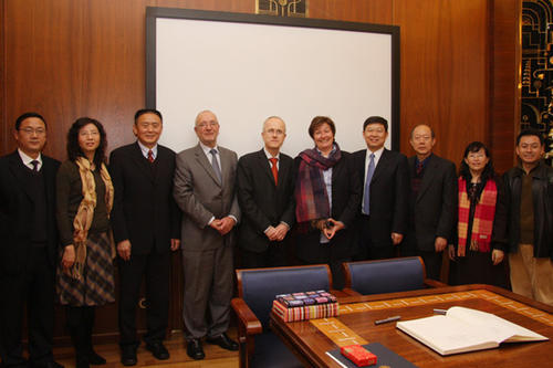 Vertreter von Wuhan Universität und Freier Universität