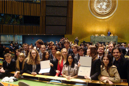 Vertraten erfolgreich das Königreich Spanien bei der weltweit größten Konferenzsimulation der Vereinten Nationen, dem „National Model United Nations“ (NMUN) in New York: Studierende der Freien Universität