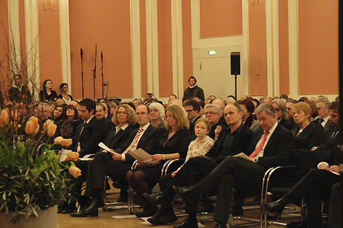 Die feierliche Verleihung des Berliner Literaturpreises 2011 und die damit verbundene Berufung auf die Heiner-Müller-Gastprofessur fand im Roten Rathaus statt.