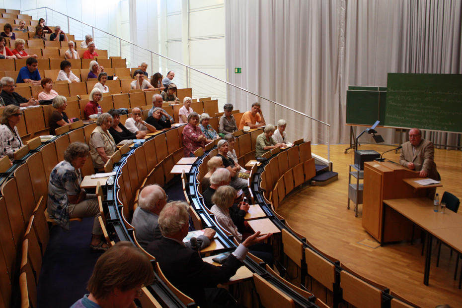 Der Filmwissenschaftler und Publizist Thomas Koebner nahm in seinem Vortrag Filme Bergmans und auch die damit verbundenen Tabubrüche und Skandale in den Blick.