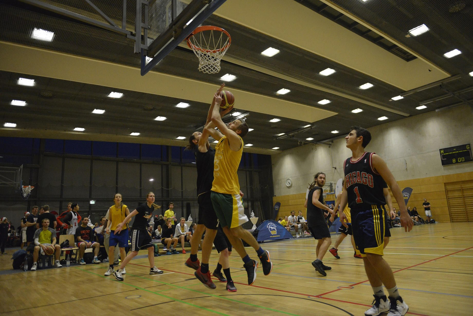 Was haben der Lehrerberuf und ein Basketballspiel gemeinsam? Das lernten Studierende in einem Seminar zum Thema „Eventmanagement“. Sie sollen unter anderem den diesjährigen Alba Berlin Campus Cup organisieren.