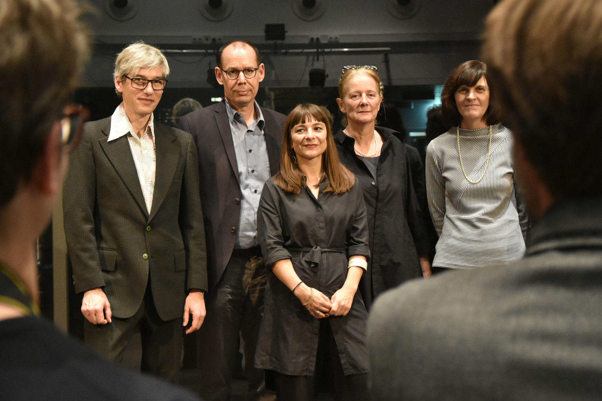 (v. l. n. r.) Prof. Dr. Michael Gamper (Peter-Szondi-Institut), Jürgen Jakob Becker (GF Deutscher Übersetzerfonds), Gastprofessorin Uljana Wolf, Marie Luise Knott (Vorstand Deutscher Übersetzerfonds) und Dr. Márta Nagy (Collegium Hungaricum).