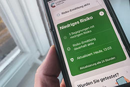 Die Nutzung der deutschen Corona-Warn-App basiert auf Freiwilligkeit - anders als die Nutzung des "Gesundheitscodes" in China.