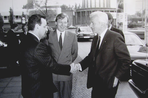 Constantin Orfanos 1987 mit Eberhard Diepgen und Richard von Weizsäcker zur Eröffnung des Weltkongress der Dermatologie im Berliner ICC.
