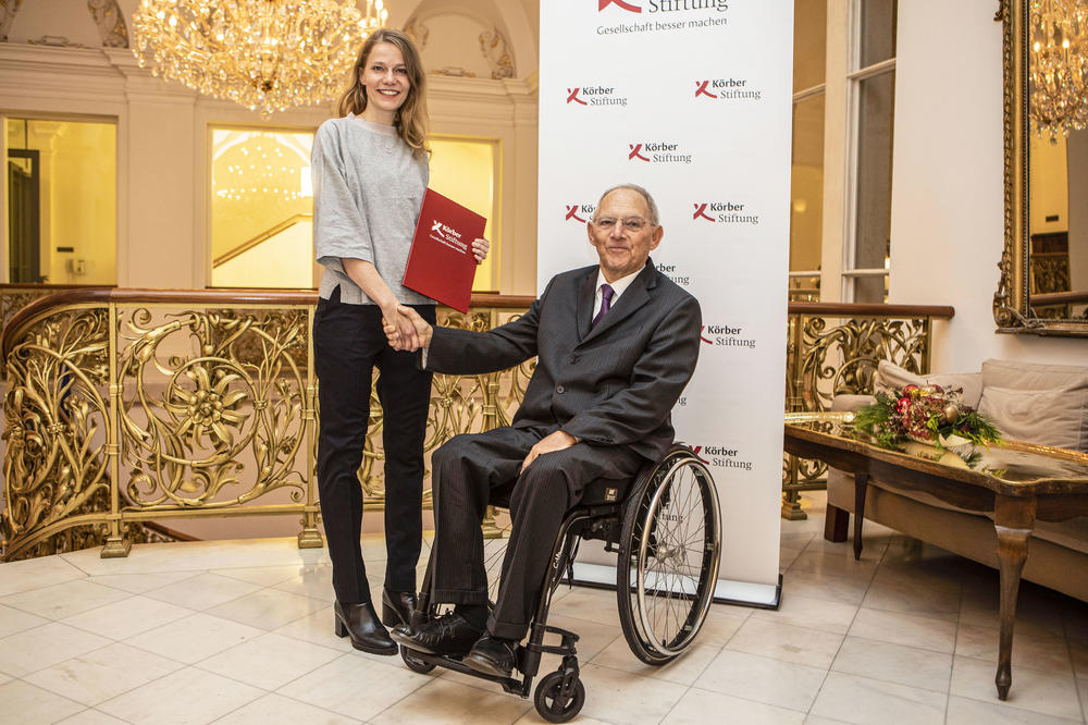 Ines Schreiver erhielt die Auszeichnung aus den Händen von Bundestagspräsident Wolfgang Schäuble. Er ist Schirmherr...