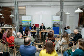 Around thirty alumni gathered in Moscow to talk about the future of higher education during and after the pandemic. The event was co-organized by the Liaison Office in Moscow and the alumni office in Berlin.