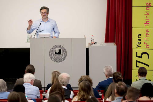 Conrado Hübner Mendes, professor of constitutional law at Universidade de São Paulo, held a lecture titled “When Democracies Cease to Defend Academic Freedom.”