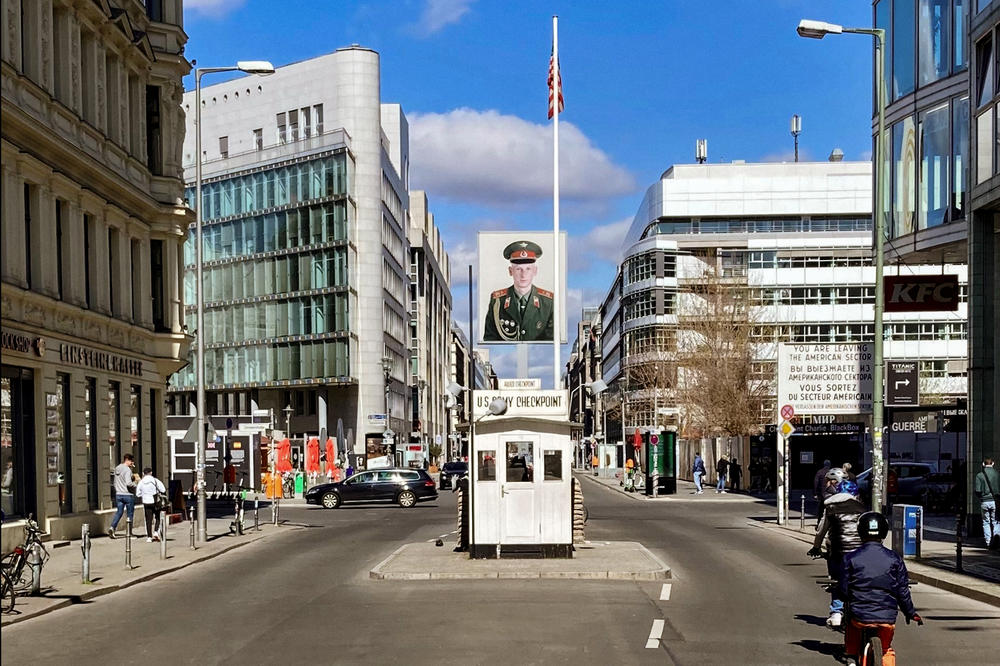 Cold War relic: This reproduction of the Checkpoint Charlie guardhouse can be found where it once stood. The original, dismantled during a ceremony attended by foreign ministers in June 1990, is now at the Allied Museum in Dahlem.