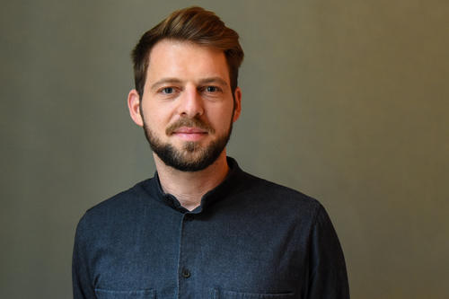 Dr. Jannis Julien Grimm, head of the Research Group “Radical Spaces” at the INTERACT Center at Freie Universität Berlin.