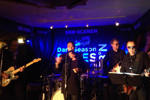 American singer Jai Malano brings blues and swing to the far north at the Dark Season Blues festival.