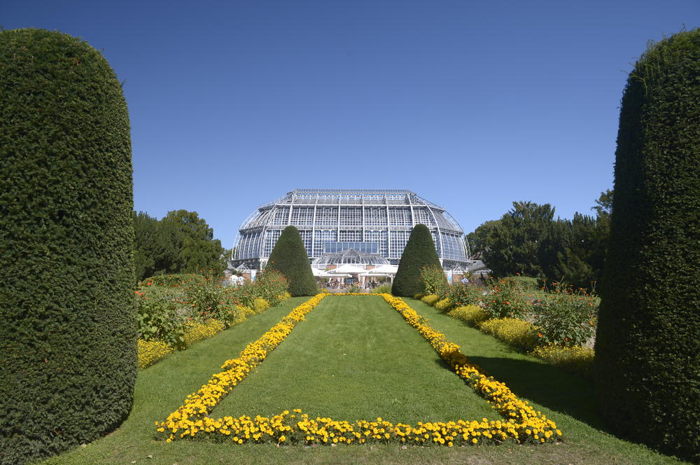 The Main Tropical Greenhouse is the architectural jewel of the Botanic Garden Berlin.