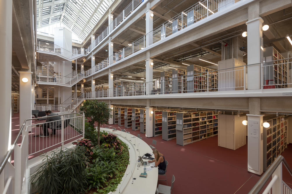Campus Library