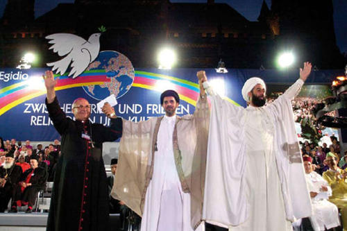 Gemeinsames Erleben von Religion und Religiösität, wie beim ersten Weltfriedensgebet 2003 in Aachen, gelingt in der pluralen und individualistischen Gesellschaft immer seltener.