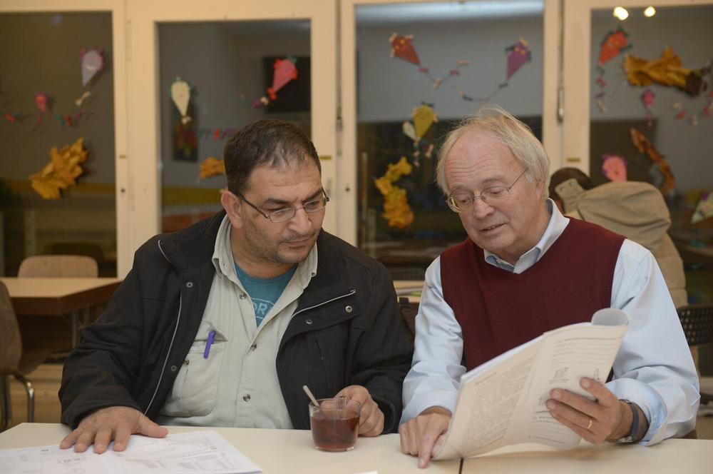 Helfen beim Ankommen: Das Ehepaar Mann engagiert sich ehrenamtlich in der Flüchtlingsunterkunft am Großen Wannsee.