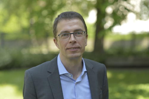 Paul Nolte ist Professor für Zeitgeschichte am Friedrich-Meinecke- Institut an der Freien Universität und Sprecher des Dahlem Humanities Center.