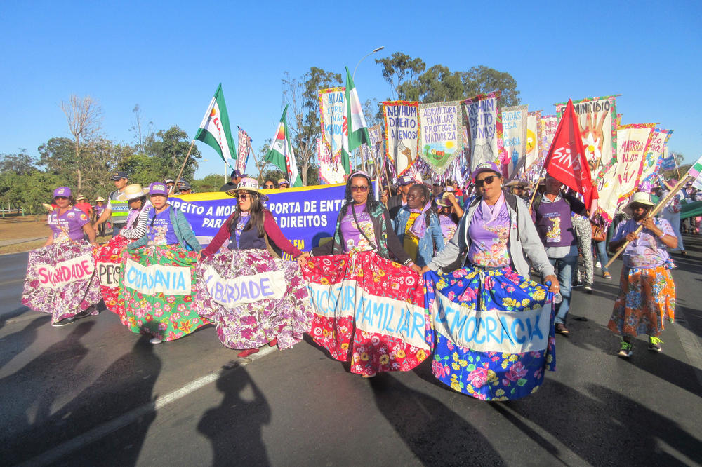 Gegen die Unterdrückung von Frauen: Brasilianerinnen aus Gewerkschaften und von feministischen Organisationen demonstrieren gemeinsam beim „Marcha das Margaridas“.