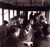 1949: Medizinstudenten in der Hochschulstrassenbahn
