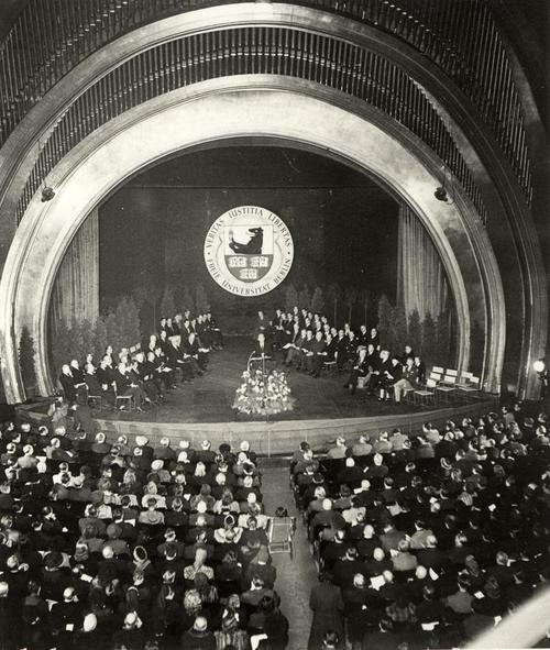The founding ceremony in the Titania Palast movie theater