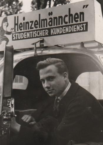 Gründungsstudent Gerhard Wiese als Mitarbeiter der studentischen Arbeitsvermittlung "Heinzelmännchen".