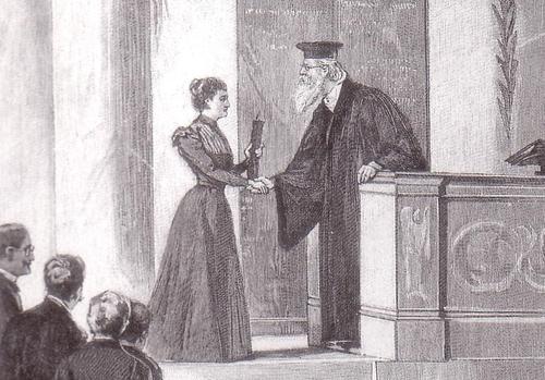 Elsa Neumann bei der Verleihung ihrer Promotionsurkunde 1899