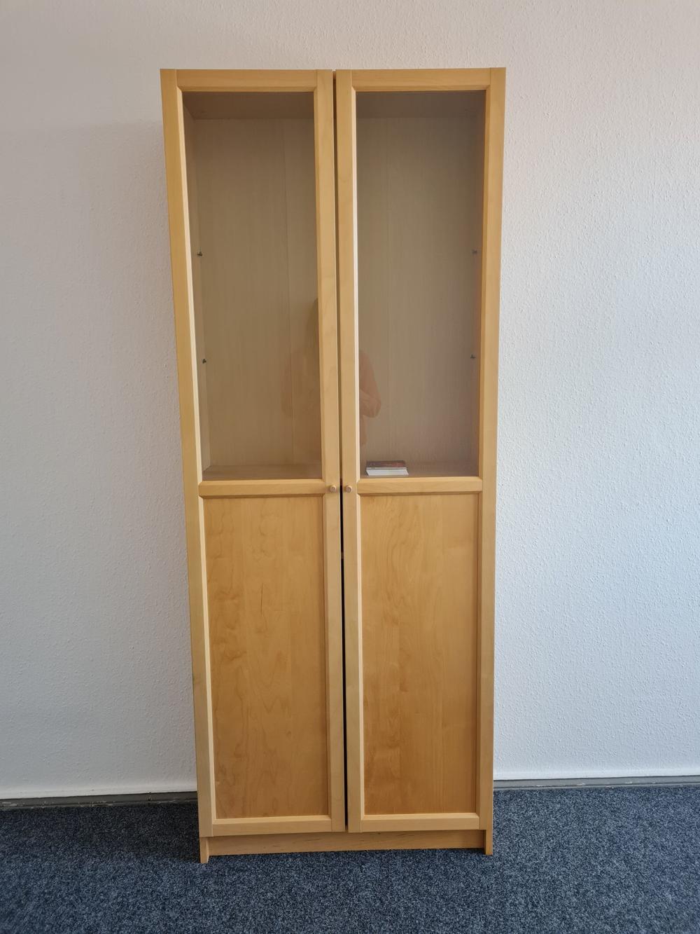 Bücherschrank