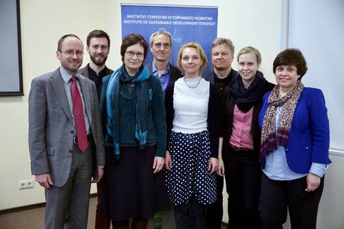 Irina Shmeleva (rechts) und die Deutsche Delegation