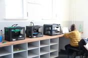 In unserem Co-Working Space stehen 3D-Drucker unseren Teams zur Verfügung, um beispielsweise Prototypen zu erstellen.